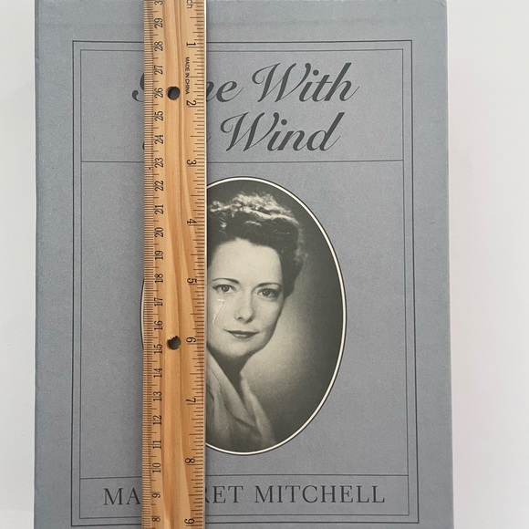 Gone With The Wind 50th Anniversary Edition Book with Slipcase - Picture 11 of 13